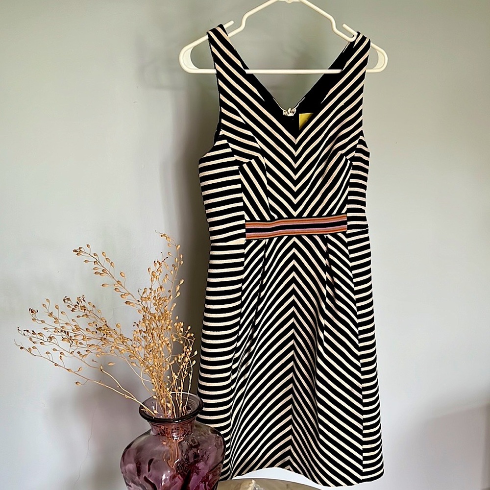 Maeve by Anthropologie fitted navy striped dress